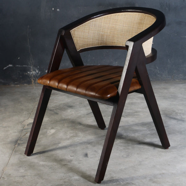 Arlo Chair